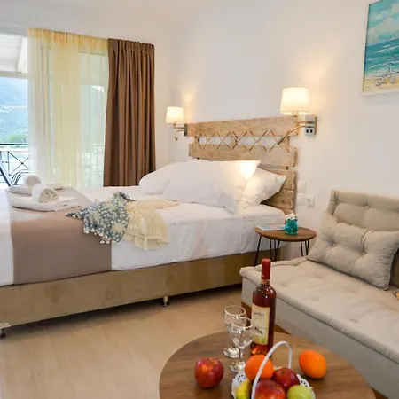 Meltemi Aparthotel