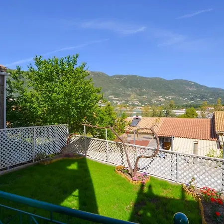 Hotel apartamentowy Meltemi