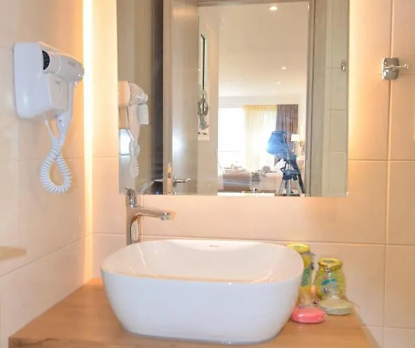 Aparthotel Meltemi 4*