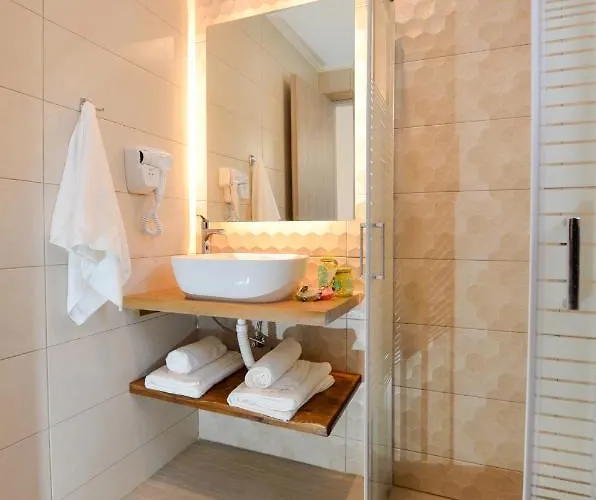 Meltemi Aparthotel Vasiliki (Lefkada)