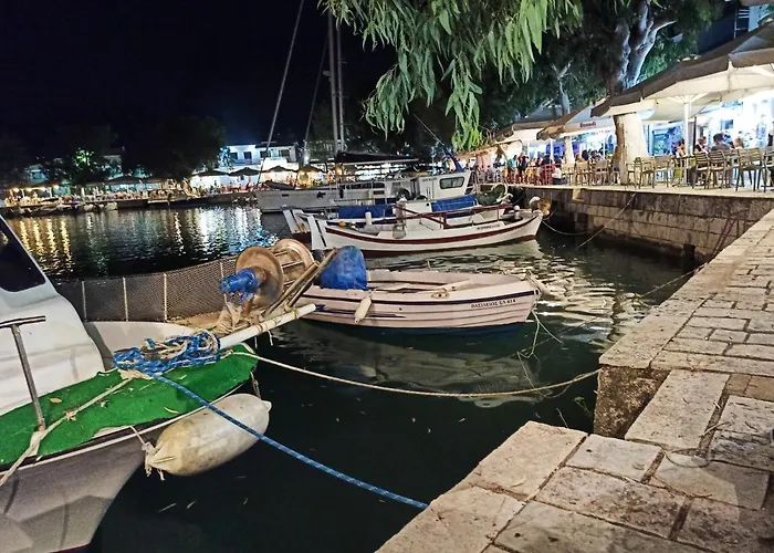 Ξενοδοχείο με διαμερίσματα Meltemi Βασιλική